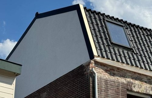 Dakraam in Groningen — vakkundige uitvoering